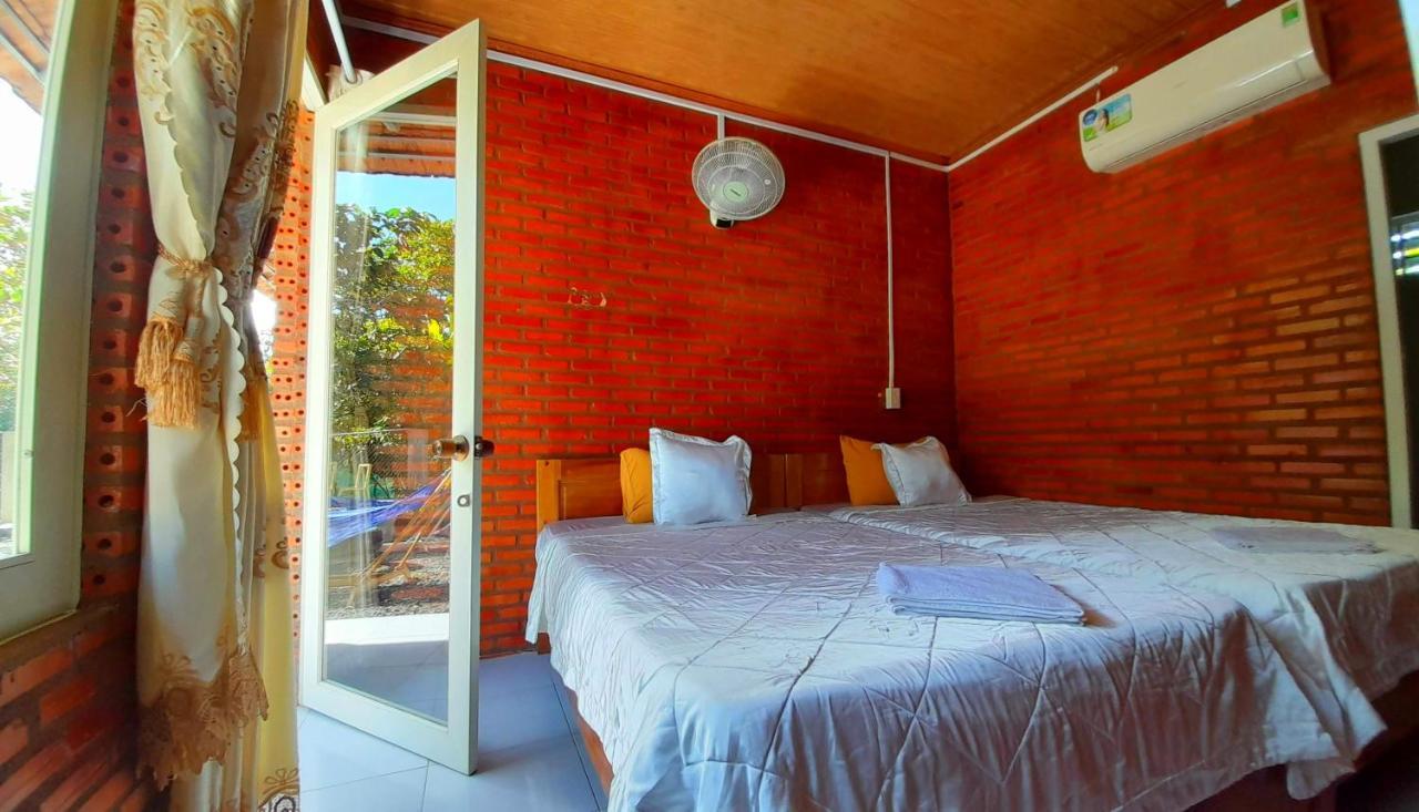 Cat Tien Backpackers Hostel Kültér fotó