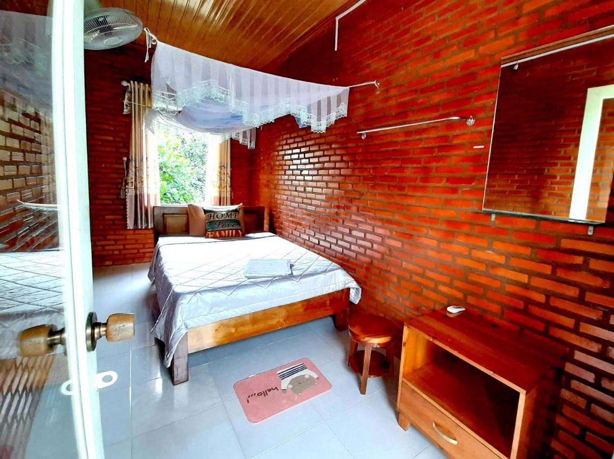 Cat Tien Backpackers Hostel Kültér fotó