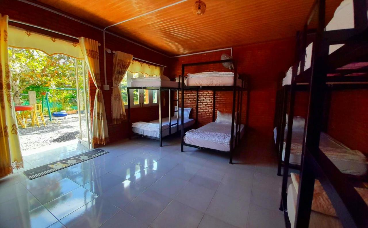 Cat Tien Backpackers Hostel Kültér fotó