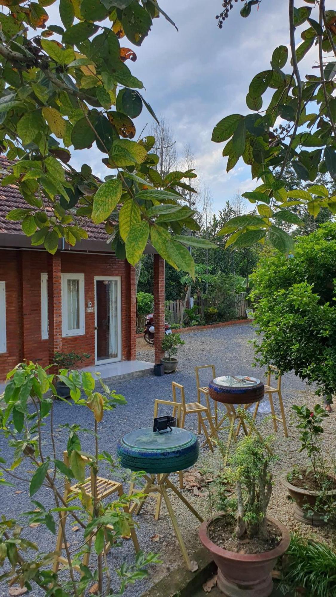 Cat Tien Backpackers Hostel Kültér fotó